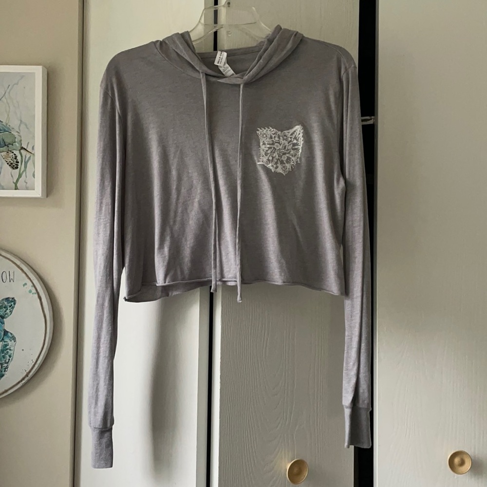 ☀️3/$20 Cropped Ohio Long Sleeve